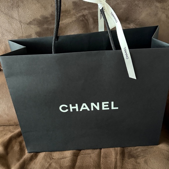 Large CHANEL Black Shopping bag with White Ribbon 17x13x7 inches - Picture 1 of 5